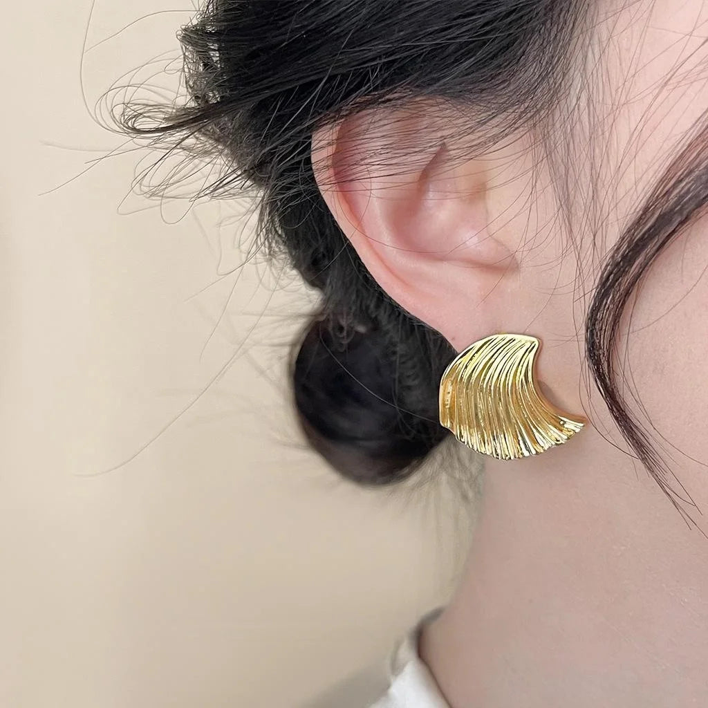 European American Style Copper Fan Shape Wave Texture Drop Earrings Light Luxury Street Fashion Jewelry