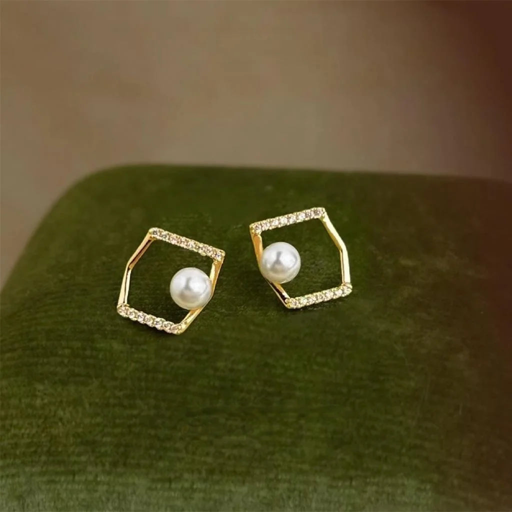 Copper Geometric Stud Earrings With Micro Pave Zircon, Pearl Hollow Line Minimalist Luxury Style