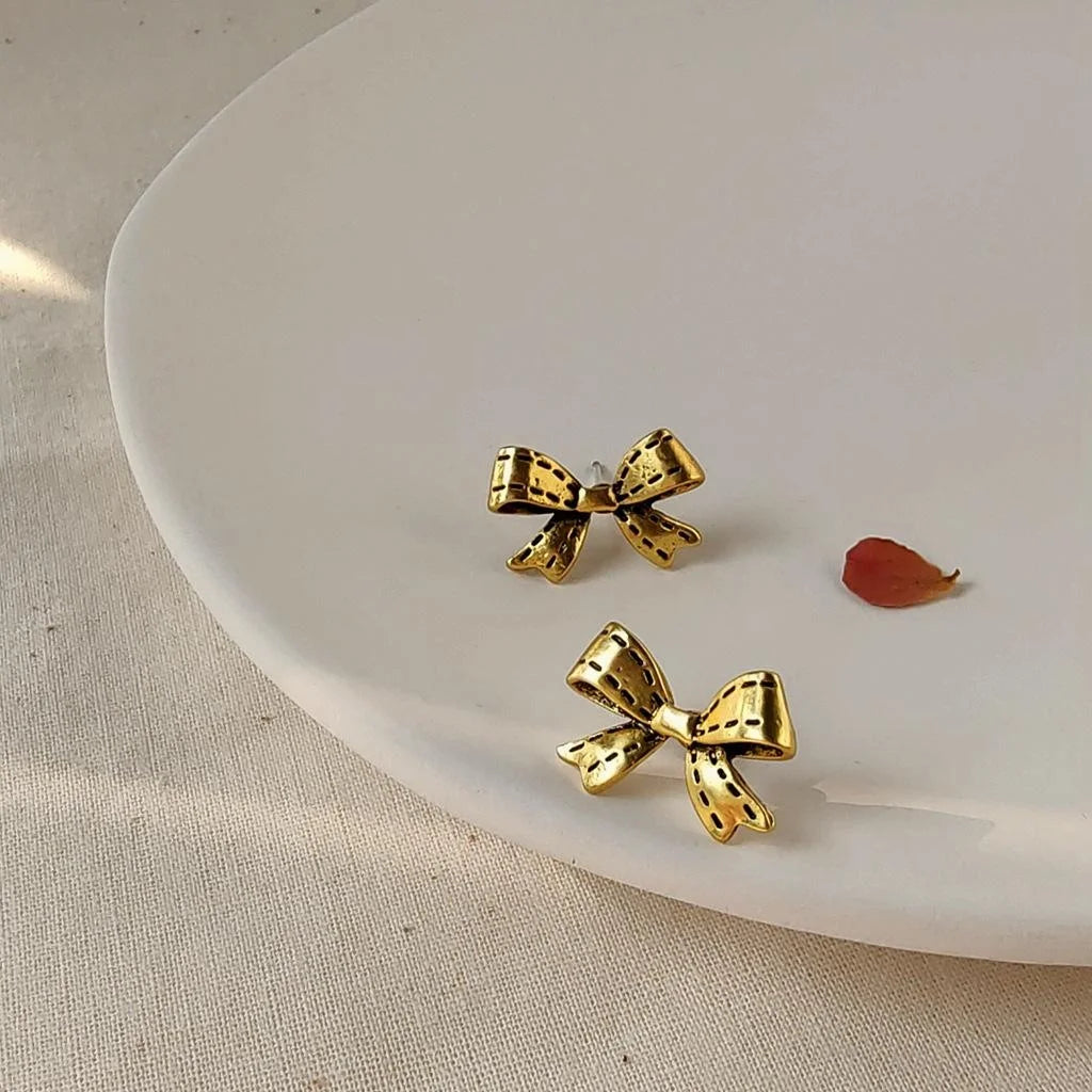 Vintage Hong Kong Style Gold Tone Copper Bow Stud Earrings For Women