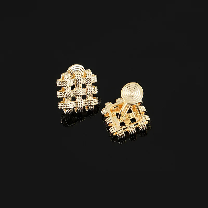 Elegant Gold Alloy Textured Woven Diamond Grid Stud & Clip On No Piercing Fashion Earrings