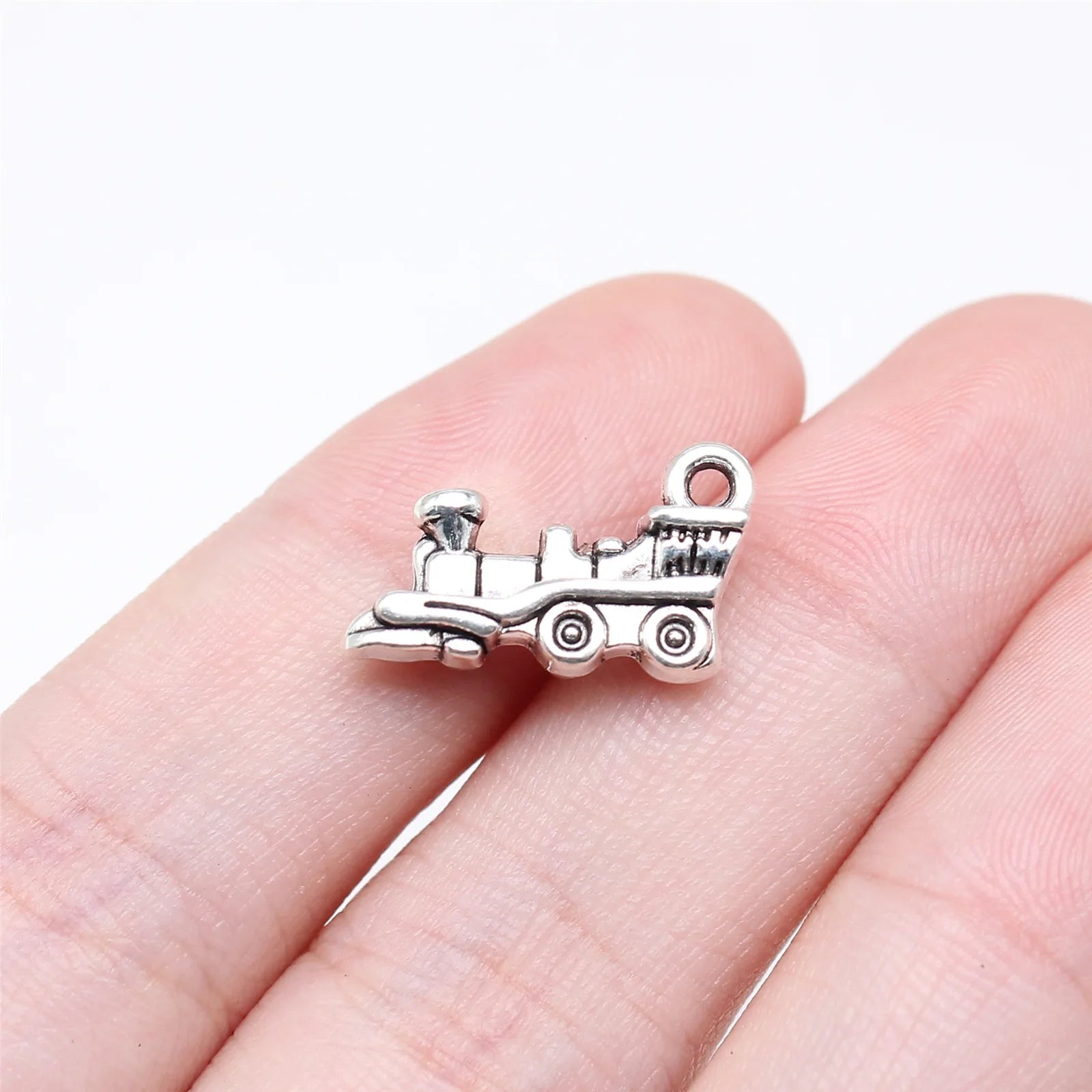 10x18mm 1.8g Antique Silver Zinc Alloy Locomotive Charm Pendant for DIY Train Theme Jewelry Making