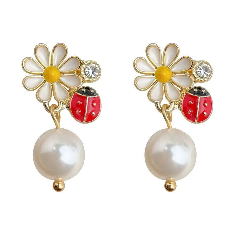 Sweet Daisy Ladybug Enamel Glass Drop Earrings For Women, Cute Floral Forest Style Jewelry