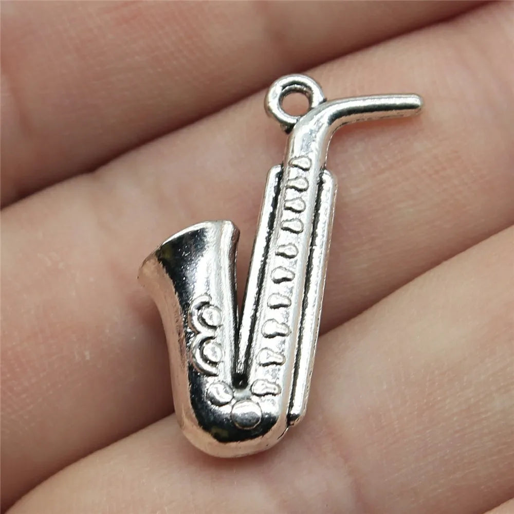 26x21mm 2.7g Antique Silver Zinc Alloy Saxophone Charm Pendant for DIY Music Jewelry Making