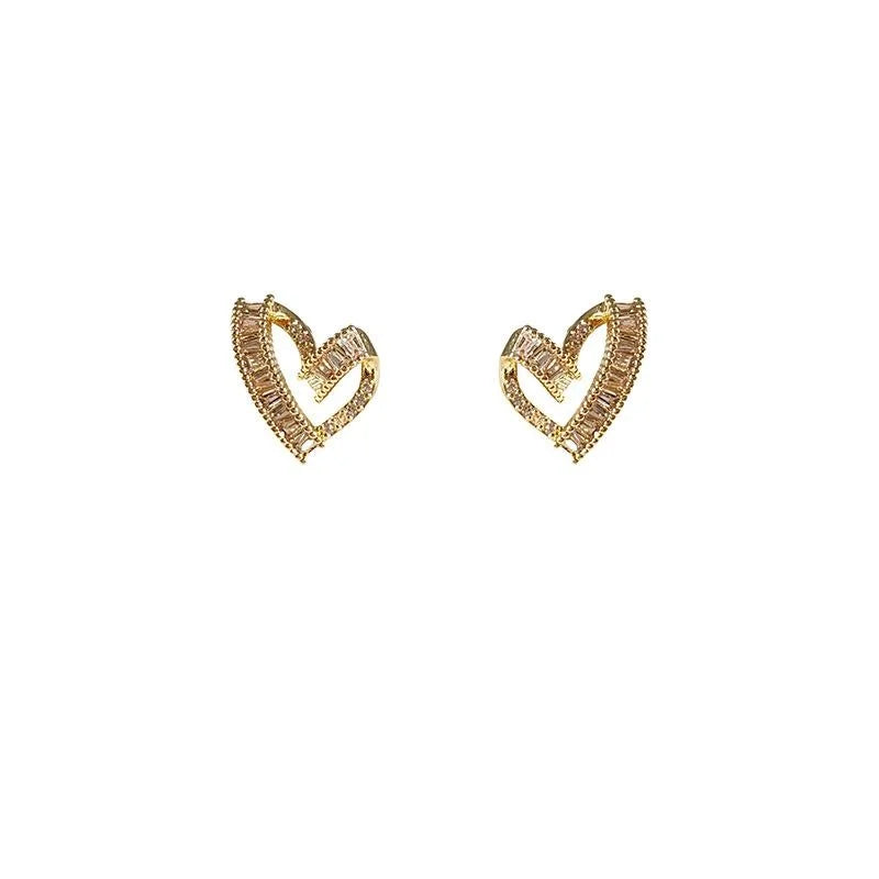 French Vintage 14K Plated Copper Irregular Heart Zircon Stud Earrings For Women