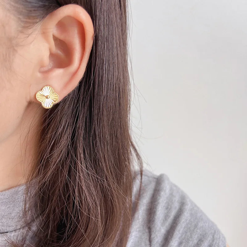 Vintage French Laser Clover Alloy Stud & Clip On No Piercing Commuter Spiral Back Gift Earrings