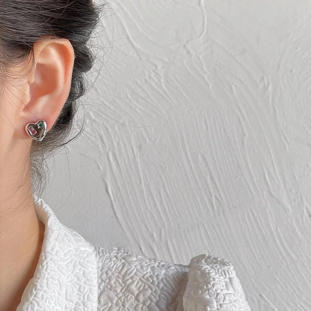 Sweet Cool Heart Zircon Stud Earrings Micro Pave Smooth Silver Plated Style Jewelry