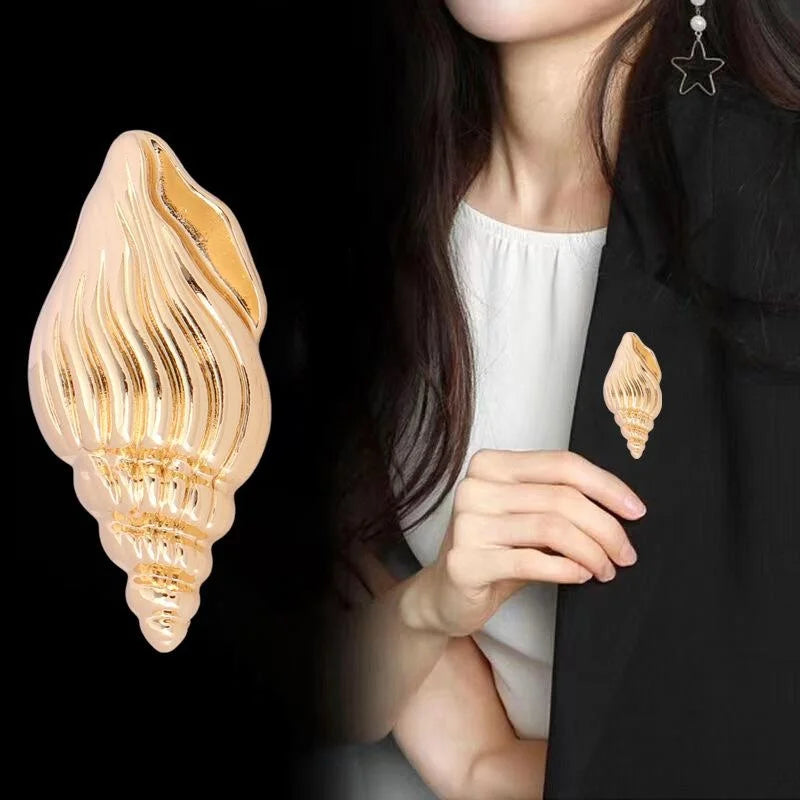 Elegant Gold Alloy Conch Shell Brooch, Minimalist Ocean Lapel Pin Corsage For Suits And Gifts