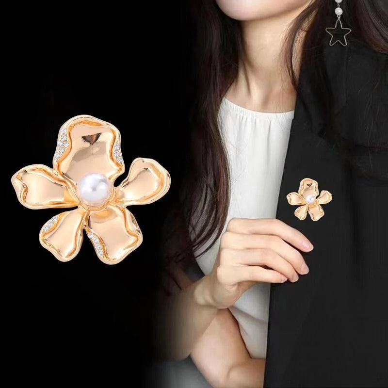 Elegant Silver Alloy Flower Brooch With Rhinestone Accents And Pearl Center, Women's Lapel Pin Corsage Gift