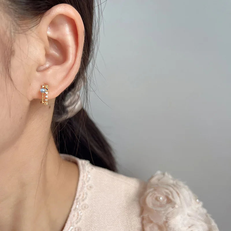 Vintage Blue Cat Eye Stone Zircon C Hoop Stud & Clip On No Piercing Elegant Gold Alloy Earrings