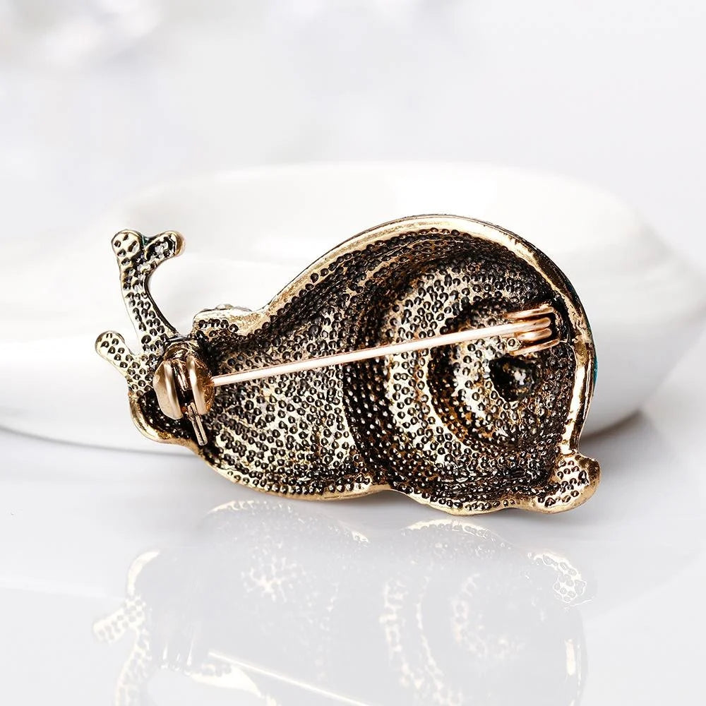 Cute Enamel Snail Brooch With Rhinestones, Gold Tone Alloy Lapel Pin Corsage For Women Suit Gift