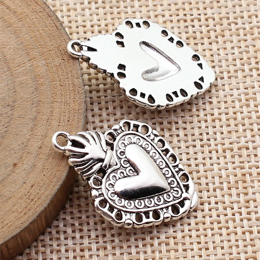 29x20mm 2.9g Antique Silver Zinc Alloy Gothic Heart Charm Pendant for DIY Necklace Bracelet Jewelry