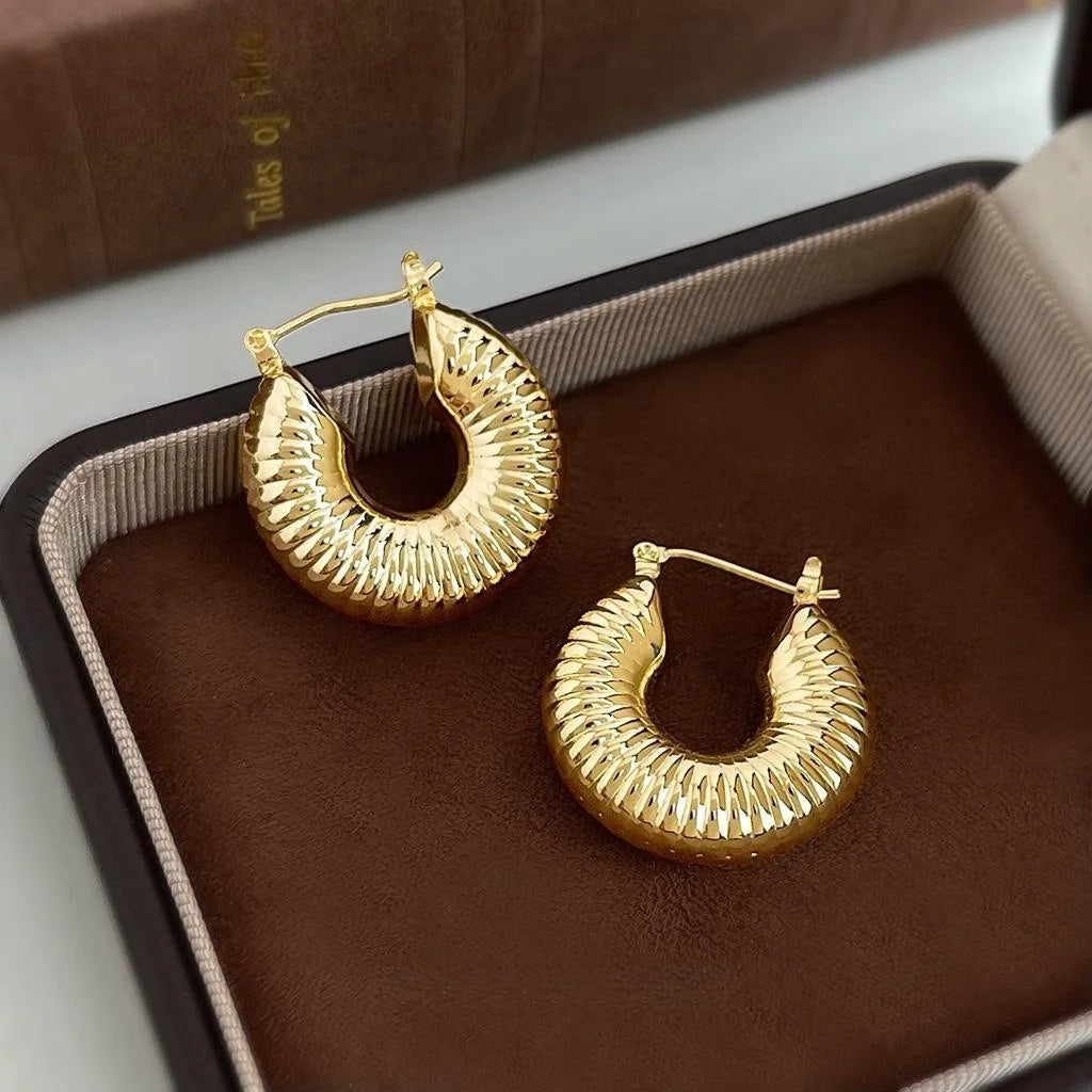 Eco Copper Hollow C Shape Geometric Drop Earrings For Women, Fashion Luxury Style