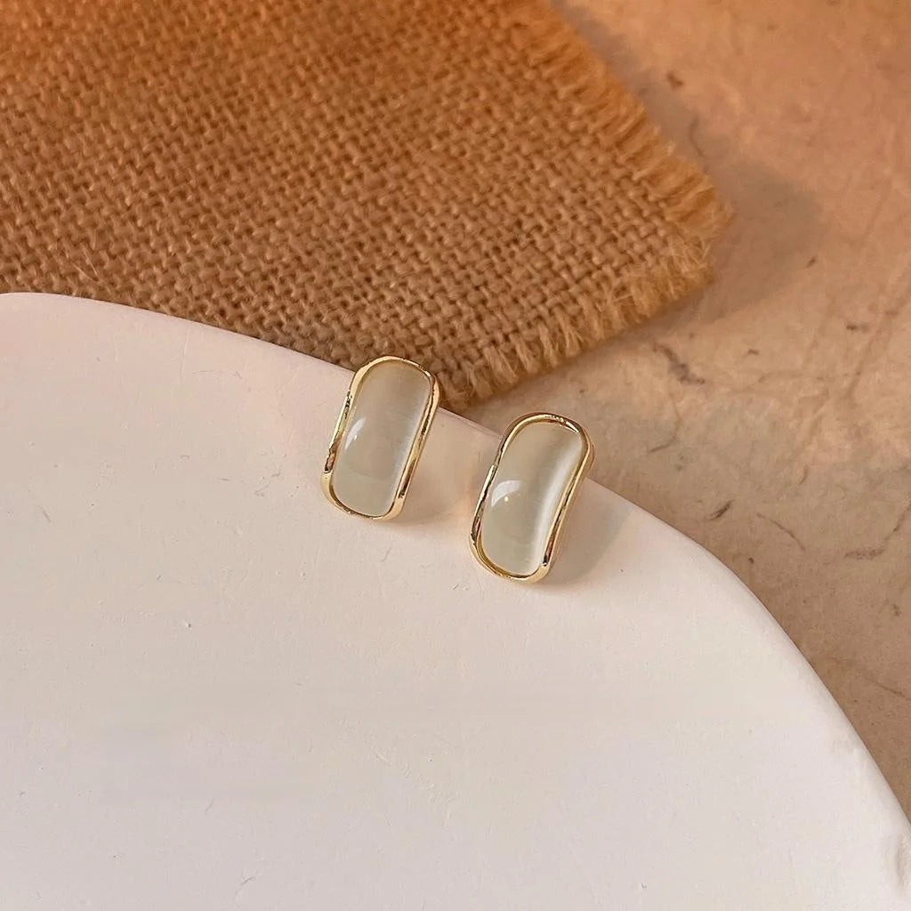 14K Plated Copper Crescent Moon Glass Cat Eye Stone Stud Earrings Elegant Geometric Jewelry