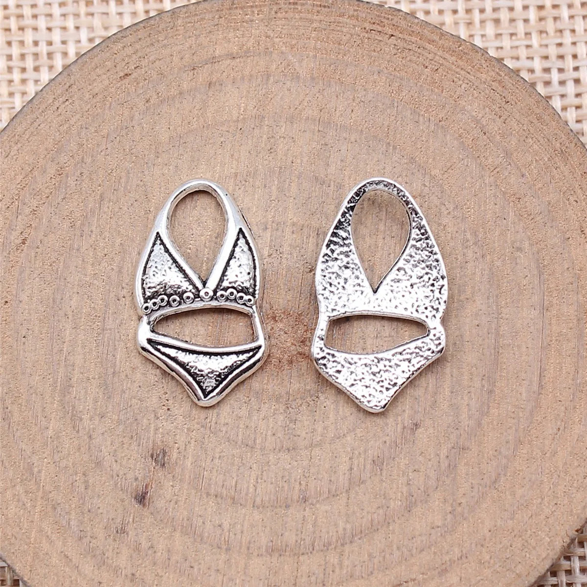 21x12mm 1g Antique Silver Zinc Alloy Bikini Charm Pendant for Summer DIY Necklace Bracelet Making
