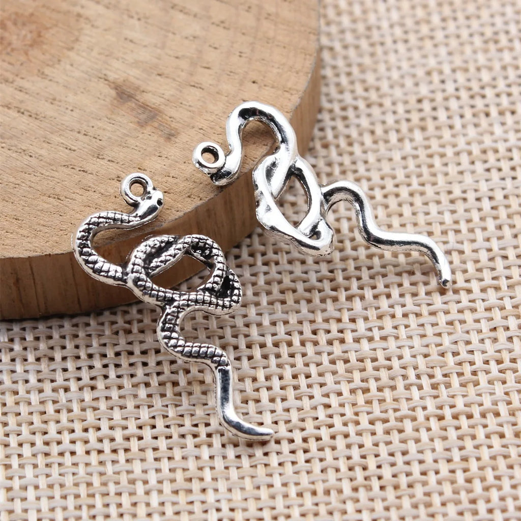 30x14mm 1.6g Antique Silver Zinc Alloy Snake Charm Pendant for DIY Necklace Bracelet Jewelry