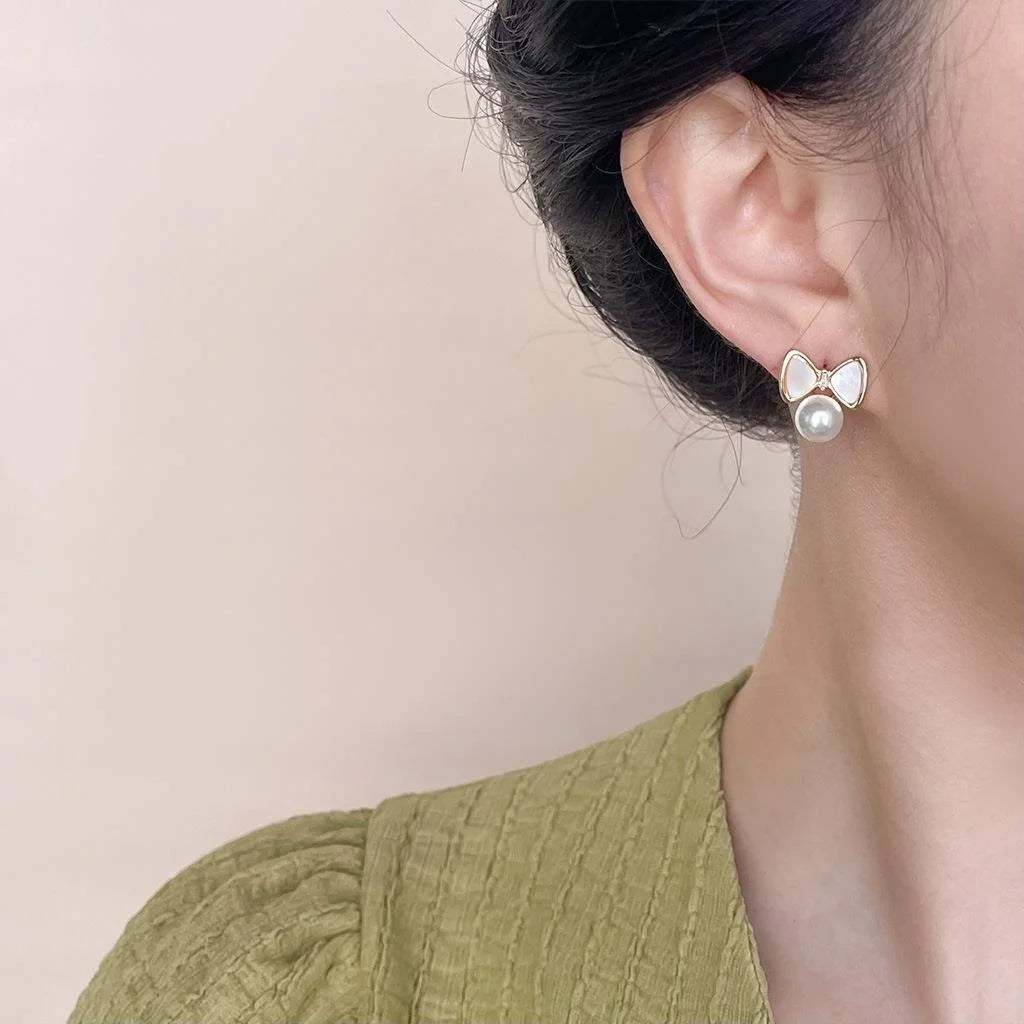 Sweet Bow Knot Real Shell Pearl Zircon Copper Stud Earrings For Commuter Jewelry