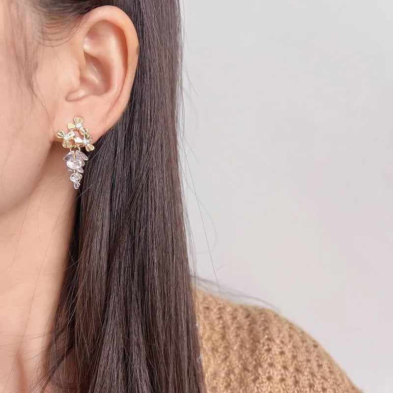 Elegant Gold Alloy Flower Zircon Grape Cluster Crystal Tassel Stud & Clip On No Piercing Earrings