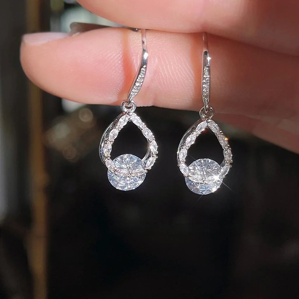 Sparkling Zircon Inlaid Copper Teardrop Geometric Light Luxury Drop Earrings