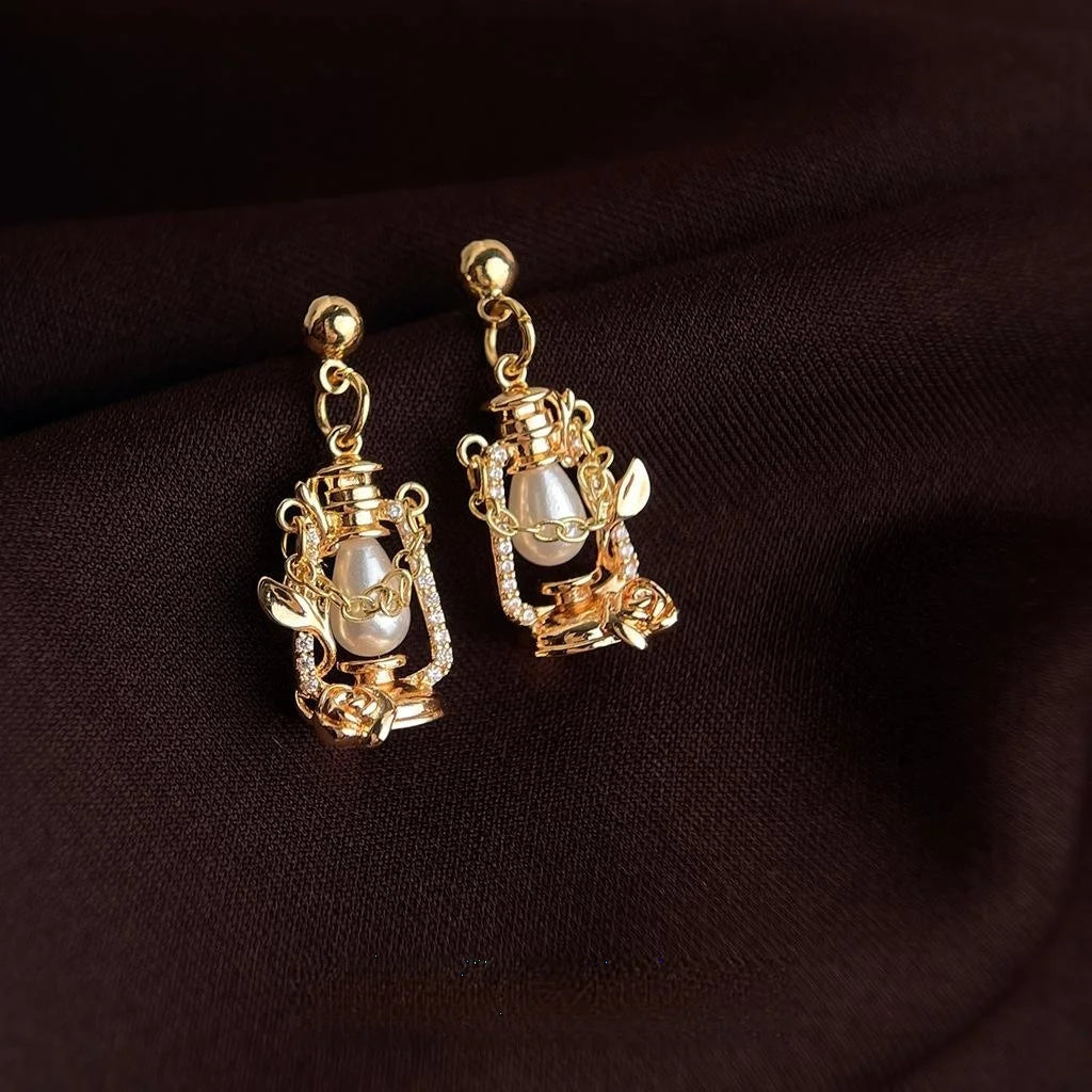 Niche Designer Vintage French Lantern Drop Earrings Copper Pearl Zircon Geometric Oval