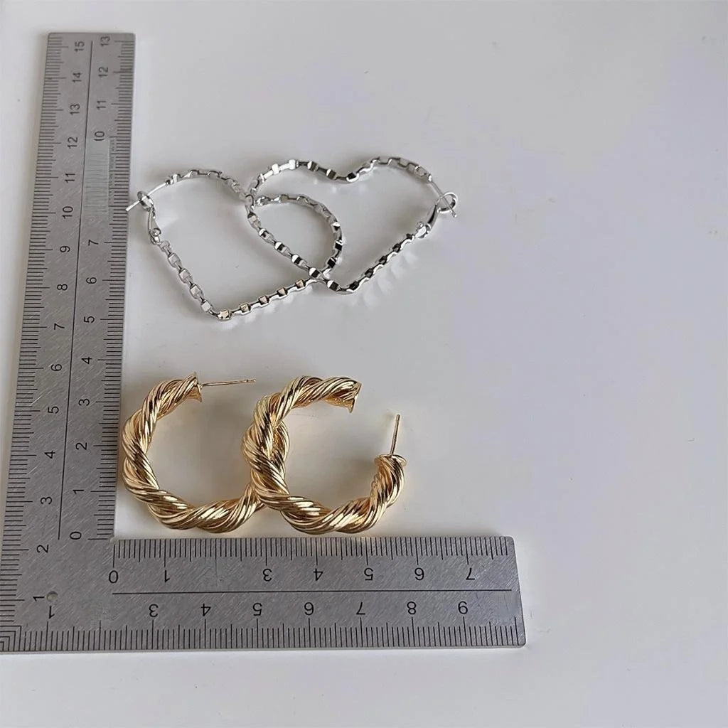 Premium Silver Plated Copper Heart Hoop Line Geometric Stud Earrings For Women