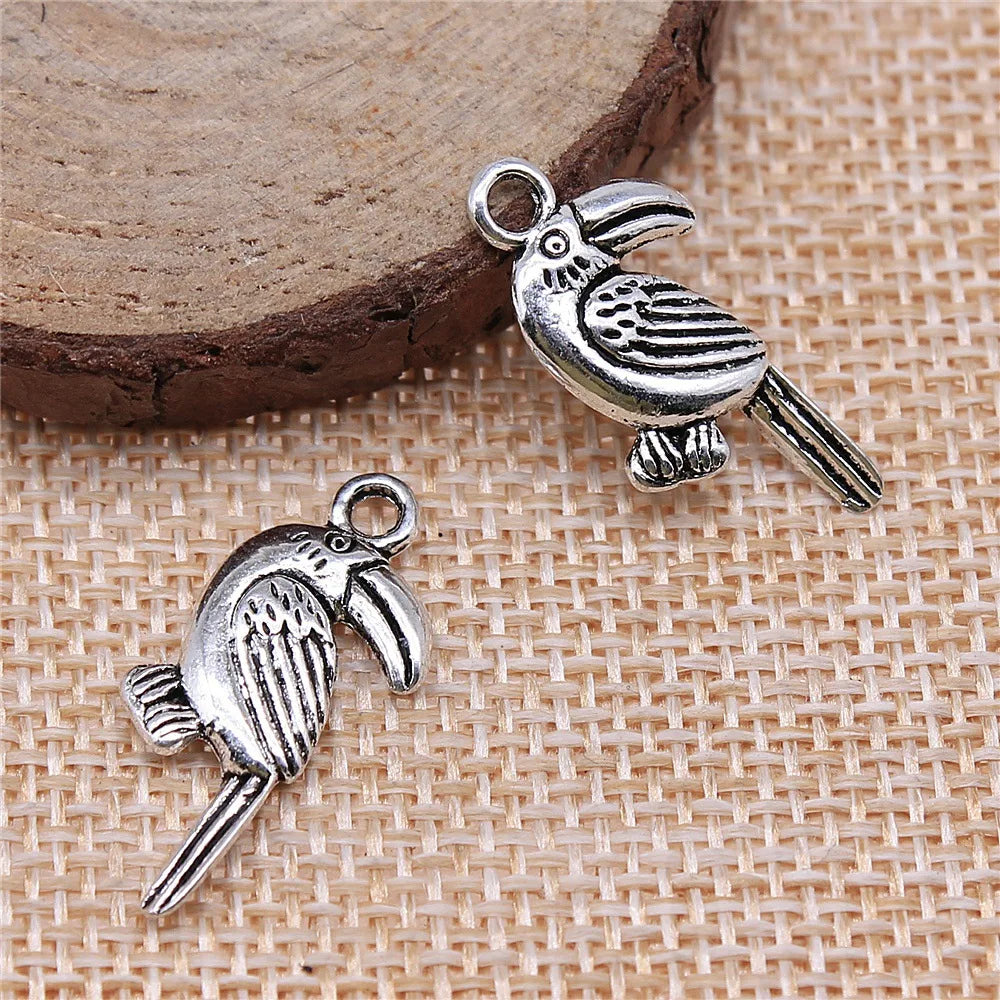 25x13mm 1.8g Antique Silver Zinc Alloy Toucan Bird Charm Pendant for DIY Necklace Bracelet Jewelry Making