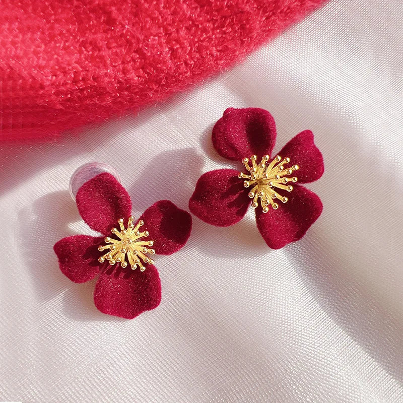 Elegant Red Velvet Flower Alloy Stud & Clip On No Piercing Sweet Floral Winter Women's Earrings