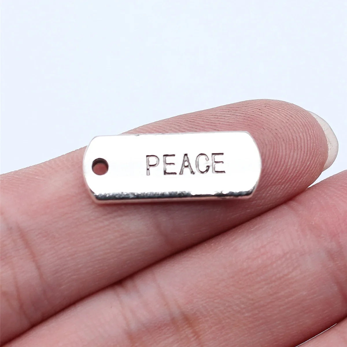 21x8mm 2g Antique Silver Zinc Alloy PEACE Word Tag Charm Pendant for DIY Necklace Bracelet