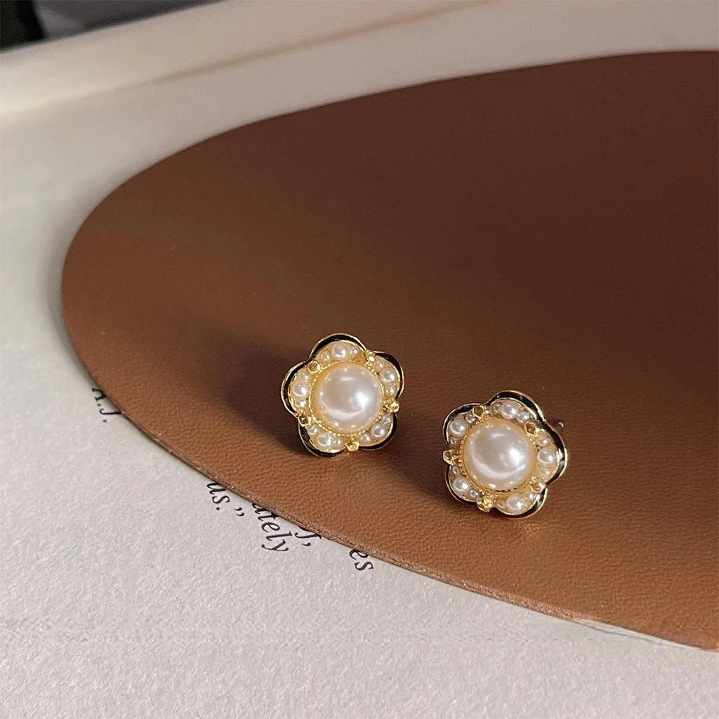 14K Plated Copper Pearl Flower Stud Earrings Minimalist High-End Commuter Jewelry