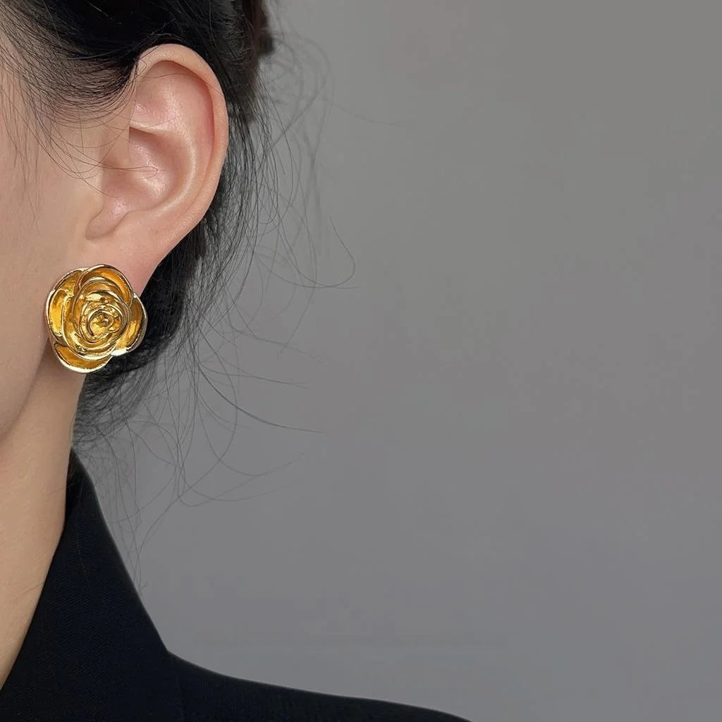 Vintage 14K Electroplated Copper Flower Stud Earrings Statement Jewelry