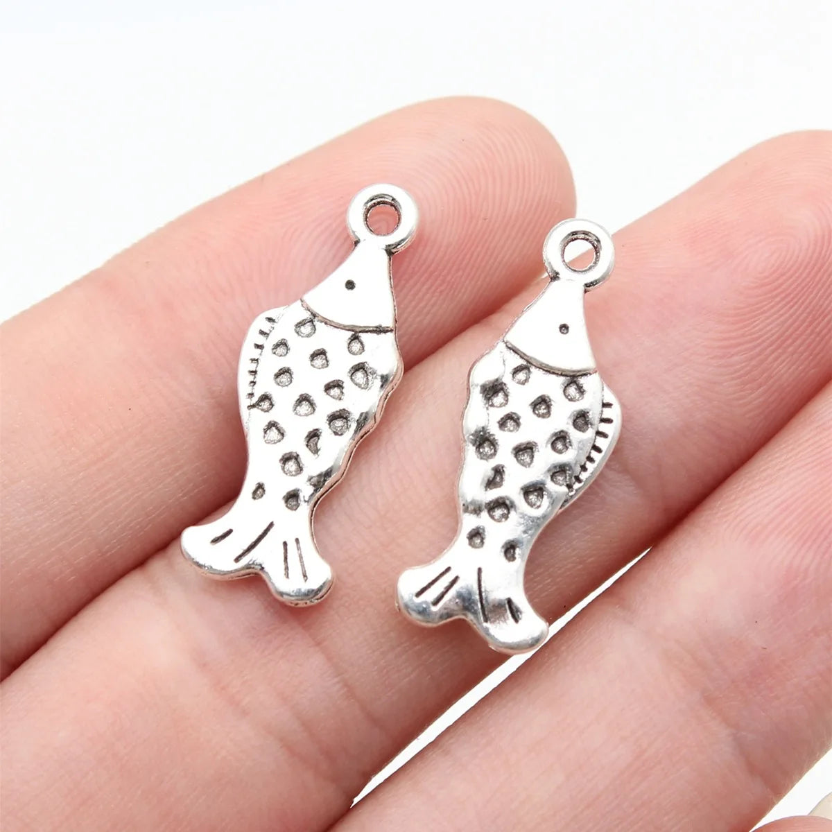 25x9mm 1.5g Multicolor Zinc Alloy Fish Charm Pendant for DIY Necklace Bracelet Jewelry Making