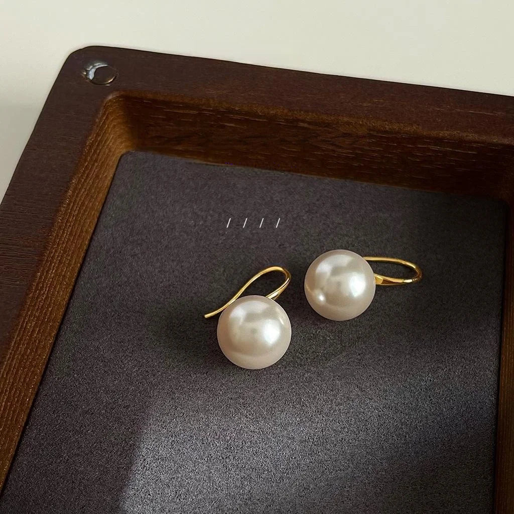 Minimalist Round Glass Pearl Copper Drop Earrings For Women Premium Geometric Style