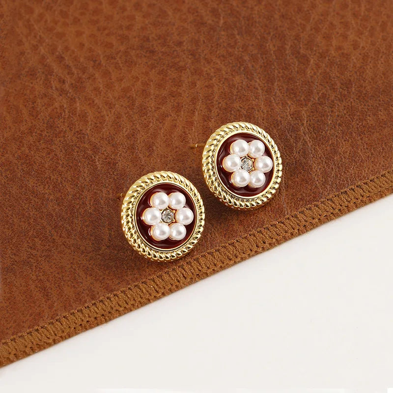 Vintage Round Flower Pearl Rhinestone Enamel Alloy Stud & Clip On No Piercing Women's Fashion Earrings