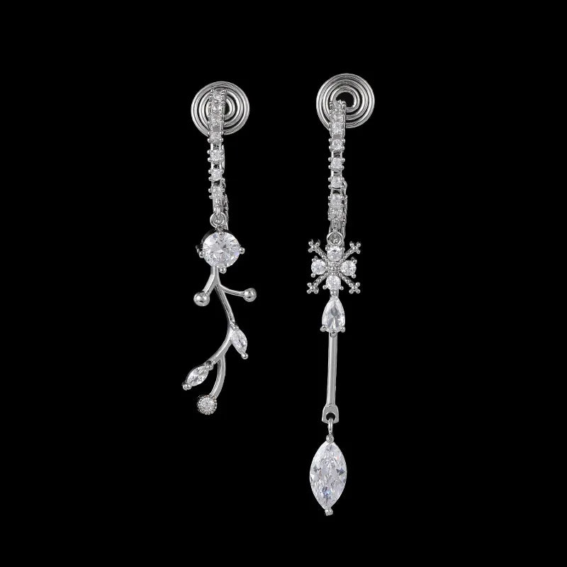 Elegant Zircon Star Hoop Tassel Stud & Clip On No Piercing Luxury Asymmetric Dangle Earrings