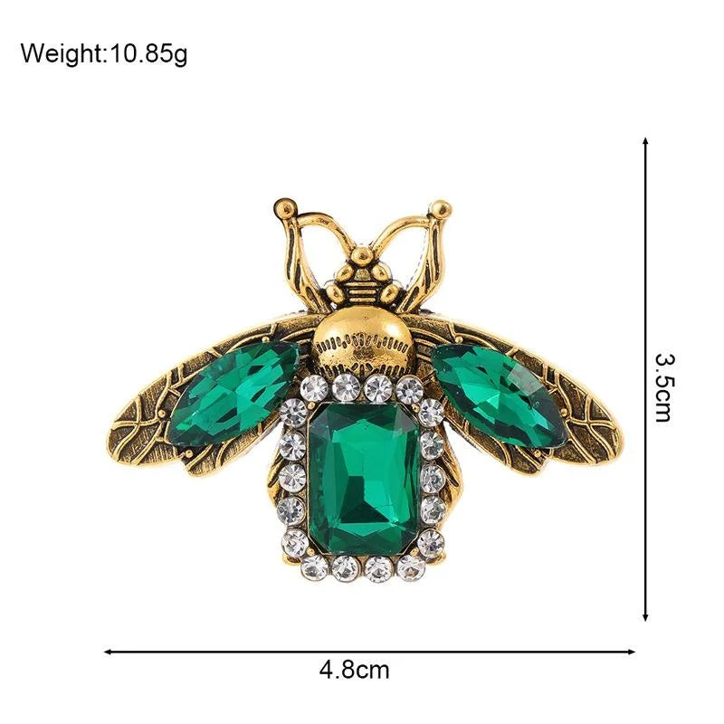 Vintage Baroque Bee Brooch With Green Rhinestone Wings, Antique Gold Alloy Lapel Pin Suit Accessory