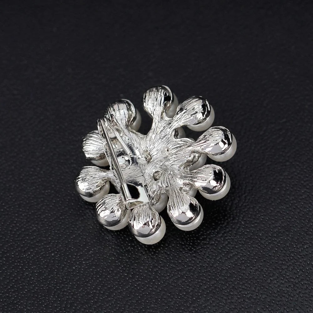 Elegant Full Pearl Rhinestone Flower Brooch For Women, Alloy Lapel Pin Corsage Suit Accessory Gift
