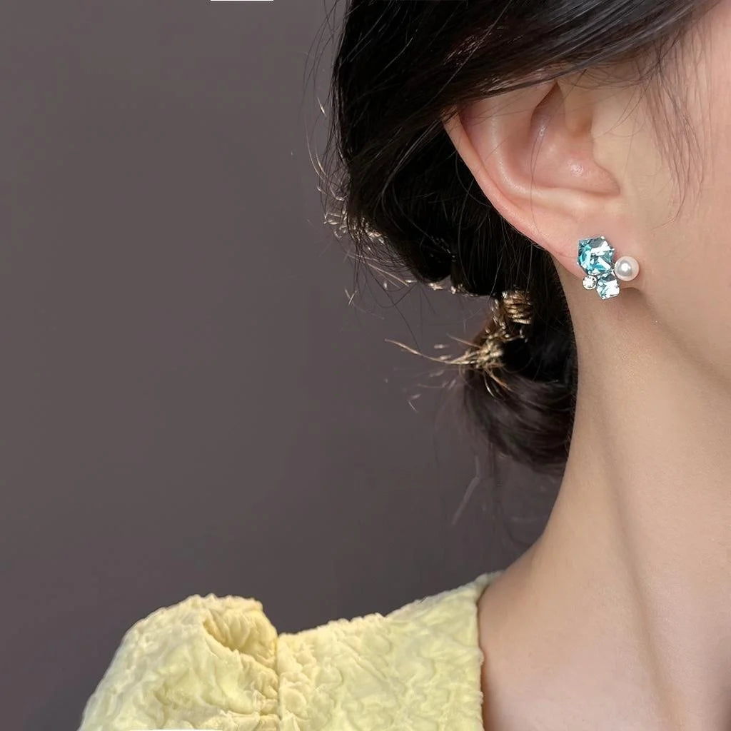 K9 Aquamarine Glass Crystal Sugar Cube Geometric Stud Earrings Fresh Sweet Commuter Style