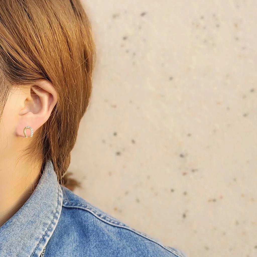 Minimalist Copper Micro Pave Zircon U Shape Horseshoe Stud Earrings For Women