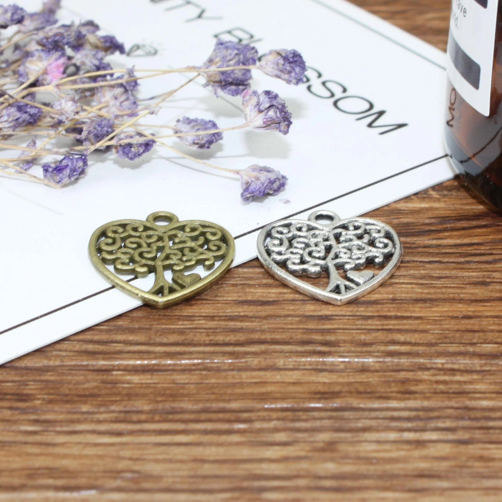 17x18mm Antique Silver Zinc Alloy Tree Of Life Heart Charm Pendant for DIY Necklace Bracelet Jewelry Making