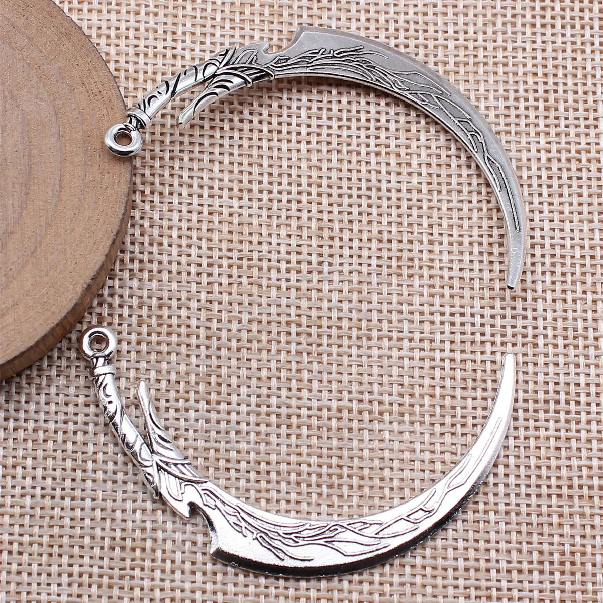 58x30mm 3.7g Antique Silver Zinc Alloy Sword Spear Halberd Weapon Charm Pendant for Cosplay Jewelry Making