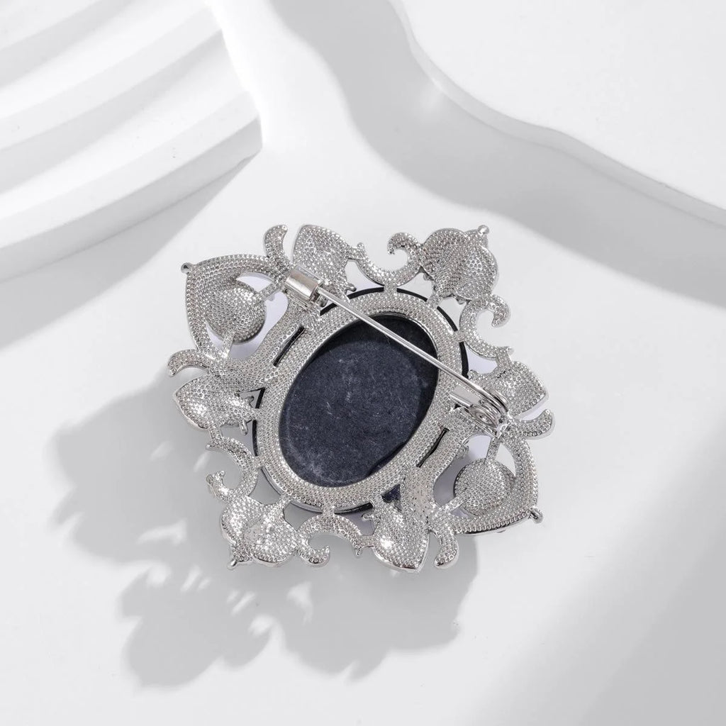 Vintage Lady Cameo Portrait Brooch With Blue Rhinestones, Elegant Alloy Lapel Pin Suit Accessory Gift