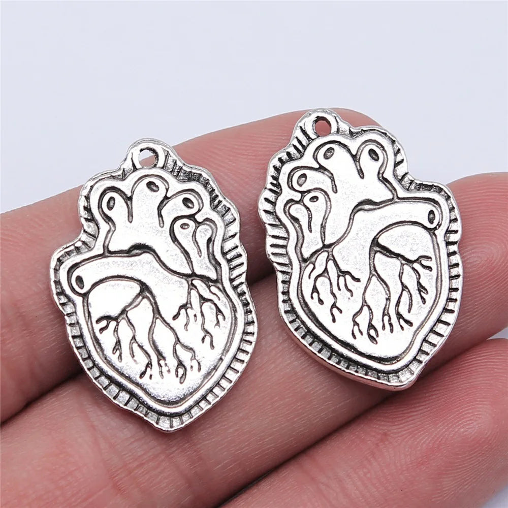 29x20mm 5g Antique Silver Zinc Alloy Heart Charm Pendant for Anatomy Theme DIY Jewelry Making