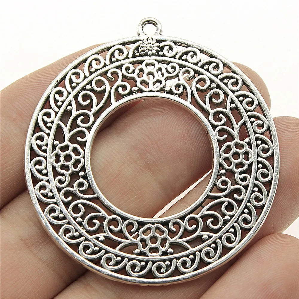 48x45mm 9.6g Antique Silver Zinc Alloy Openwork Floral Round Ring Hollow Pendant for DIY Jewelry Making