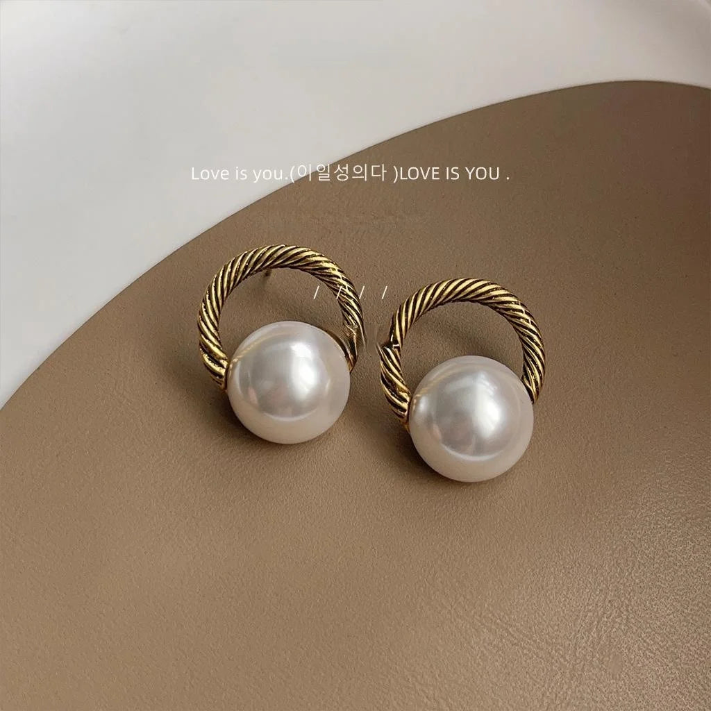 French Vintage Copper Round Geometric Hollow Pearl Stud Earrings