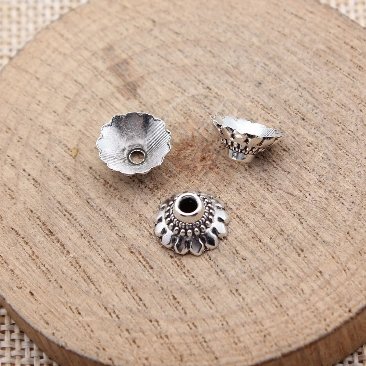 10x10x4.7mm 0.32g Multicolor Zinc Alloy Flower Bead Cap Jewelry Findings for DIY Beaded Jewelry