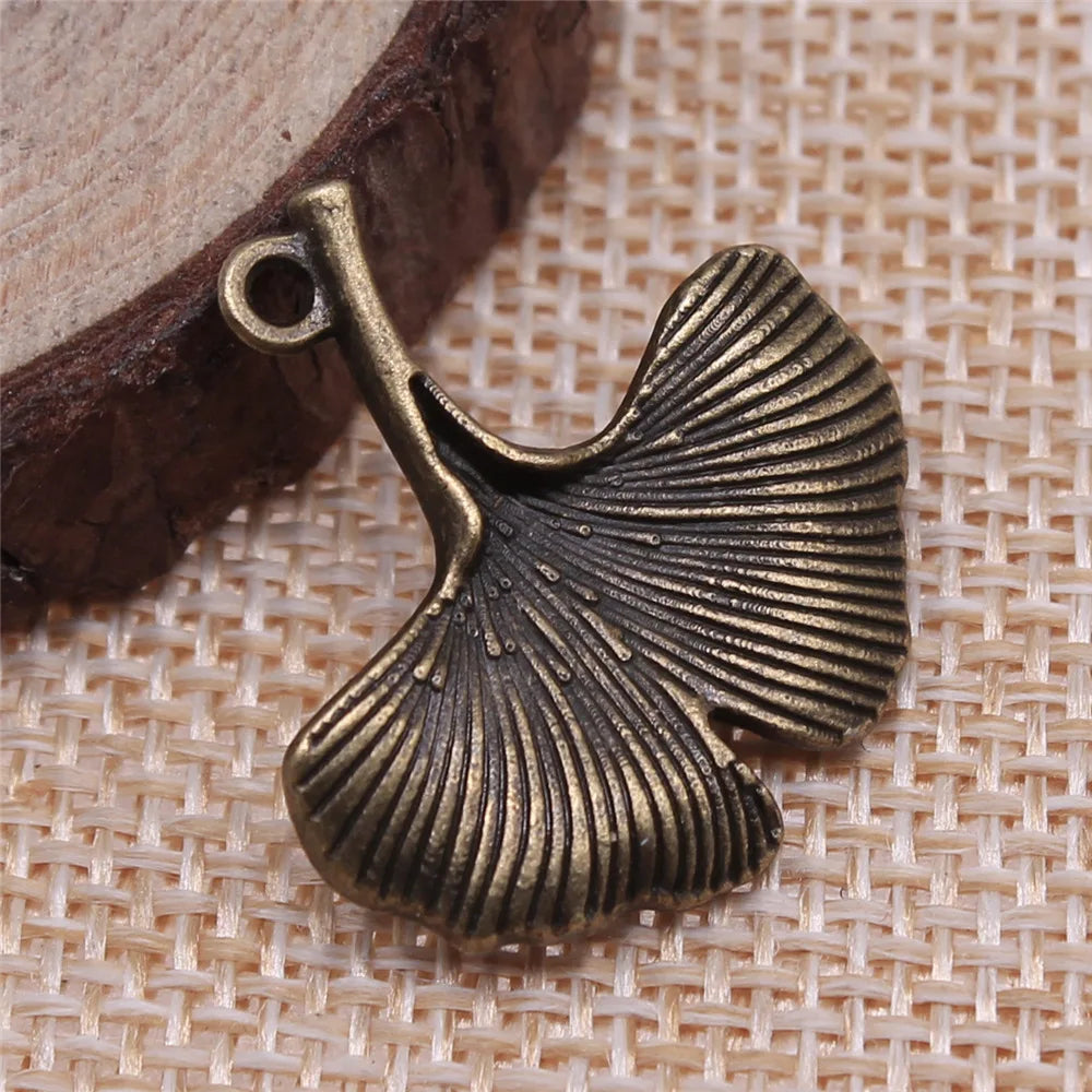 24x23mm 2.7g Multicolor Zinc Alloy Ginkgo Leaf Charm Pendant for DIY Necklace Bracelet Making