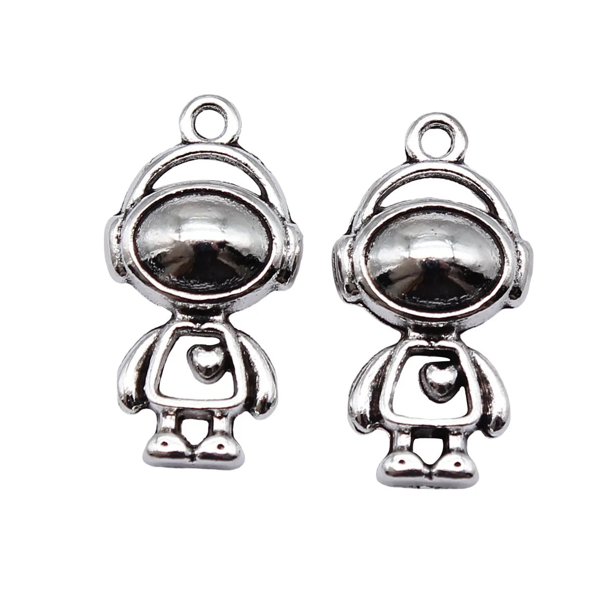 22x11.6x5.8mm 2.3g Antique Silver Zinc Alloy Heart Astronaut charm pendant for DIY necklace bracelet jewelry