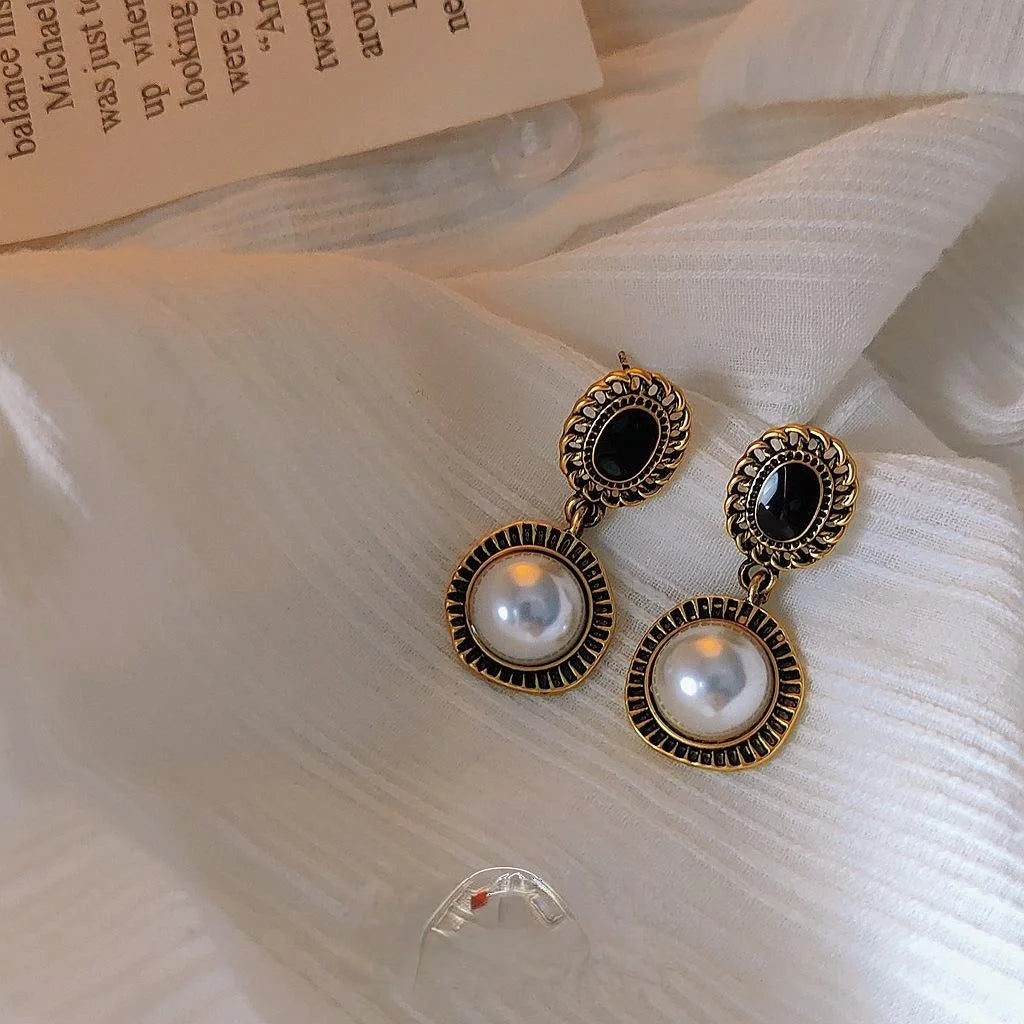 Aged French Vintage Pearl Stud Earrings Copper Geometric Hong Kong Style Fashion Jewelry