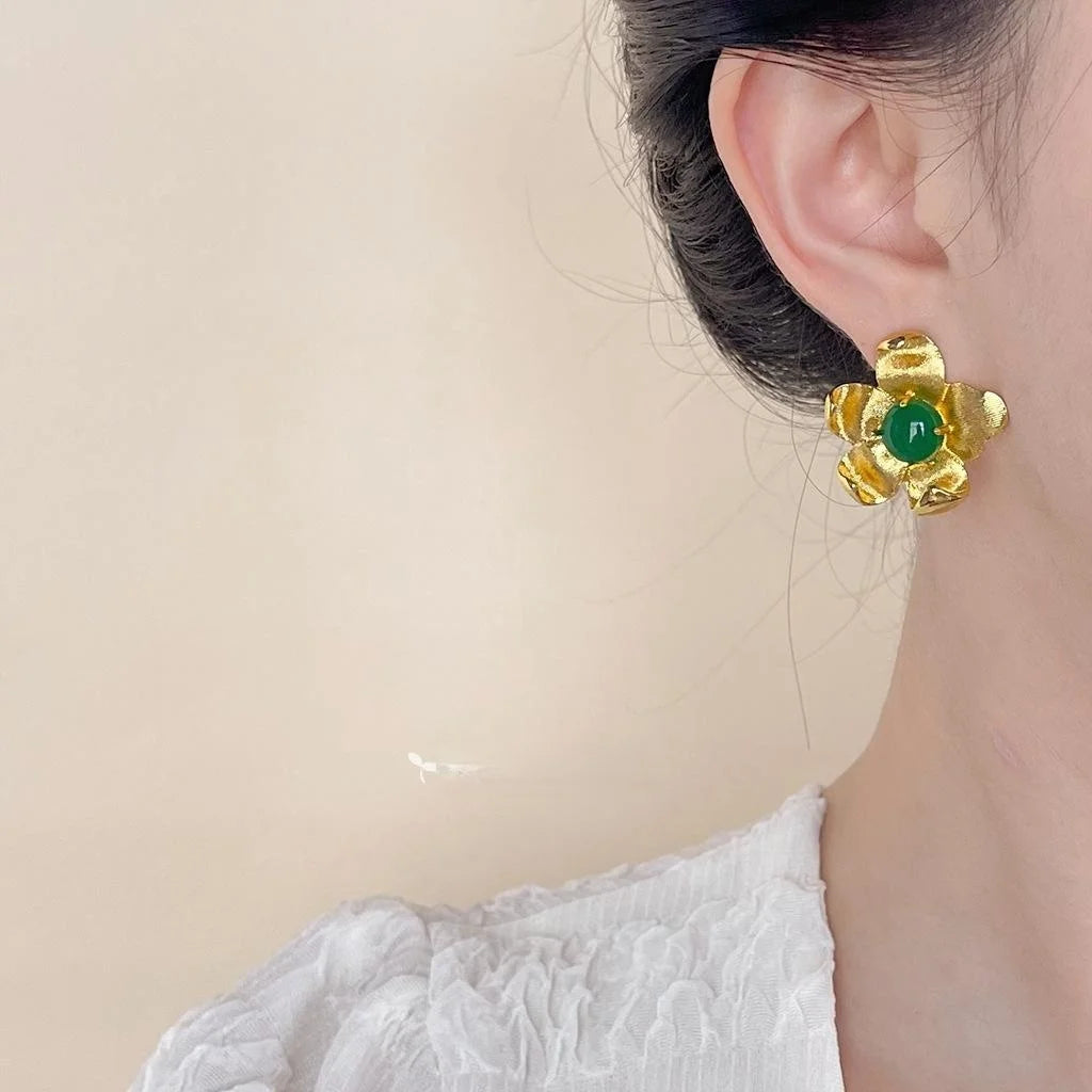 Vintage Resin Flower Drop Earrings French Palace Style Light Luxury Statement Jewelry