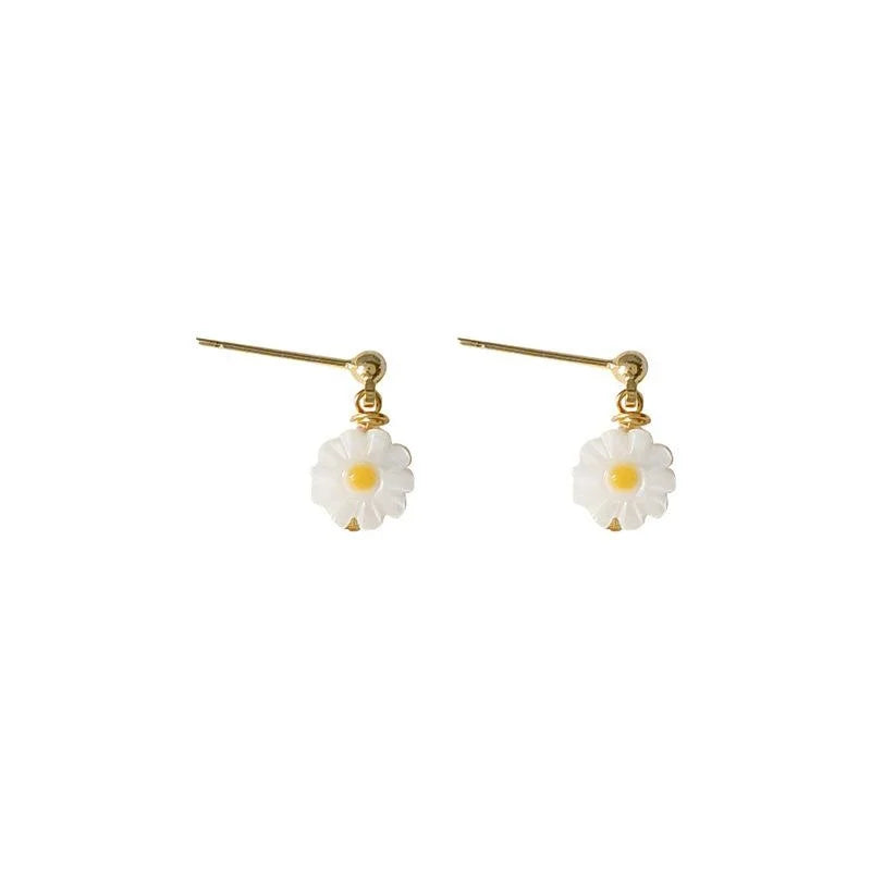 Fresh Shell Daisy Stud Earrings Handmade Glazed Floral Niche Design For Women