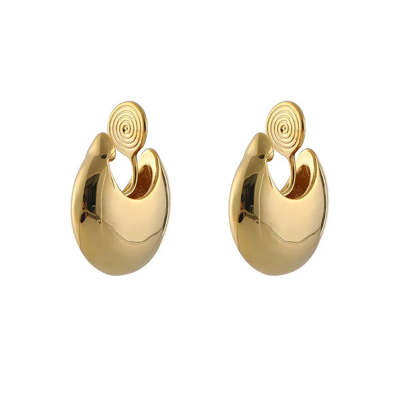 Elegant Gold Alloy Flat Round Spiral Disc Stud & Clip On No Piercing Statement Fashion Earrings